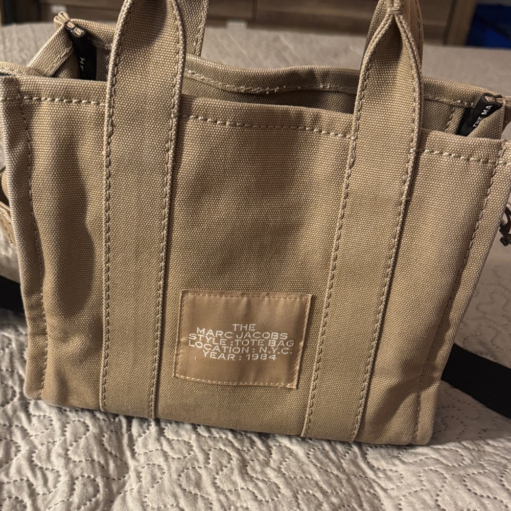 Marc Jacobs slate green tote bag - Picture 8 of 11